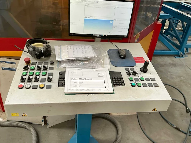 2020 hundegger robot-drive 650 cnc bewerkingscentrum - afbeelding 13 van  31