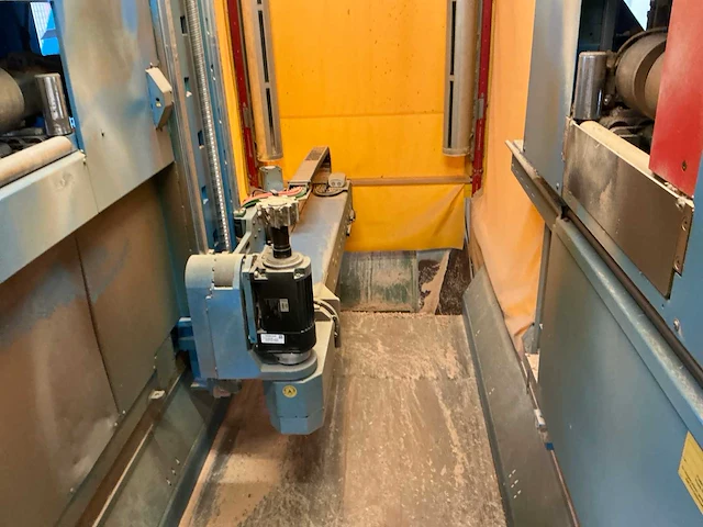 2020 hundegger robot-drive 650 cnc bewerkingscentrum - afbeelding 20 van  31