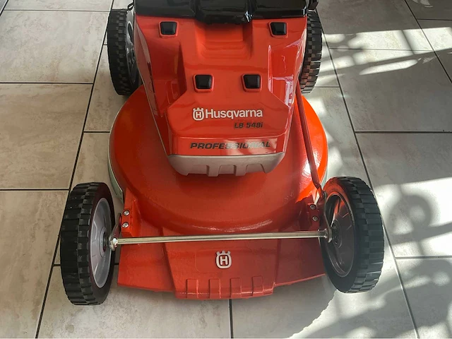 2020 husqvarna lb 548i (mulch-functie)accu loopmaaier grasmaaier - afbeelding 1 van  4