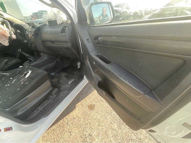 2020 isuzu d-max 1.9 single cab 4x4 auto - afbeelding 9 van  29