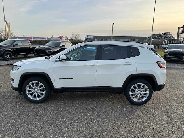 2020 jeep compass - personenwagen - afbeelding 22 van  27