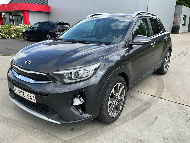 2020 kia stonic personenauto - afbeelding 1 van  30