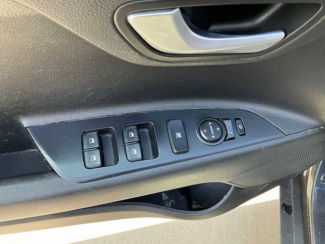 2020 kia stonic personenauto - afbeelding 18 van  30