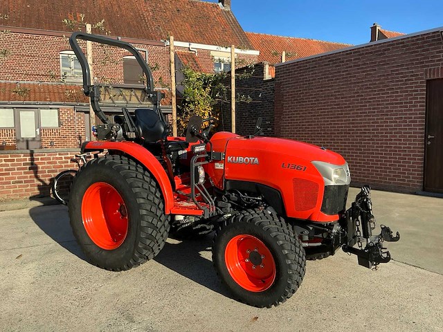 2020 kubota l1361 vierwielaangedreven landbouwtractor - afbeelding 14 van  19