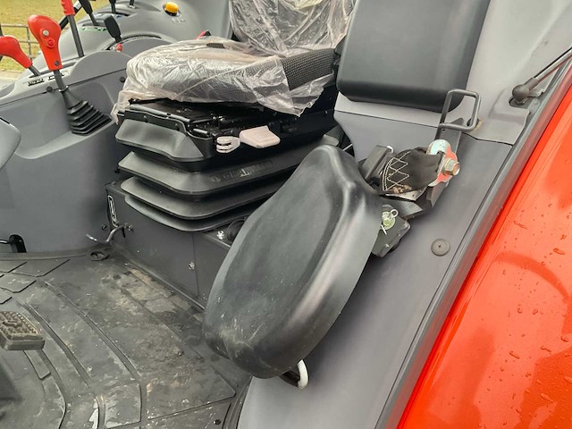 2020 kubota m5111 vierwielaangedreven landbouwtractor - afbeelding 17 van  32