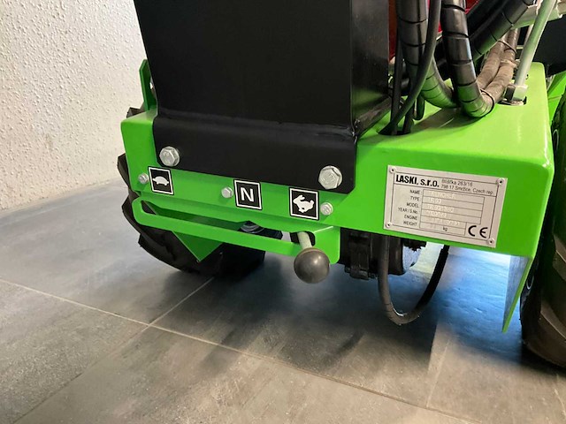 2020 laski tr60h sleuvengraver zelftrekker - afbeelding 4 van  13