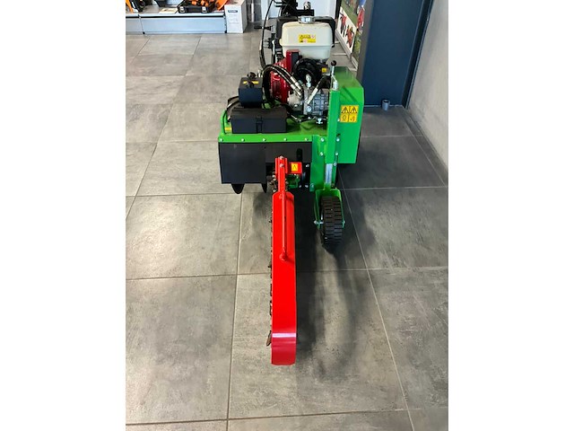 2020 laski tr60h sleuvengraver zelftrekker - afbeelding 12 van  13