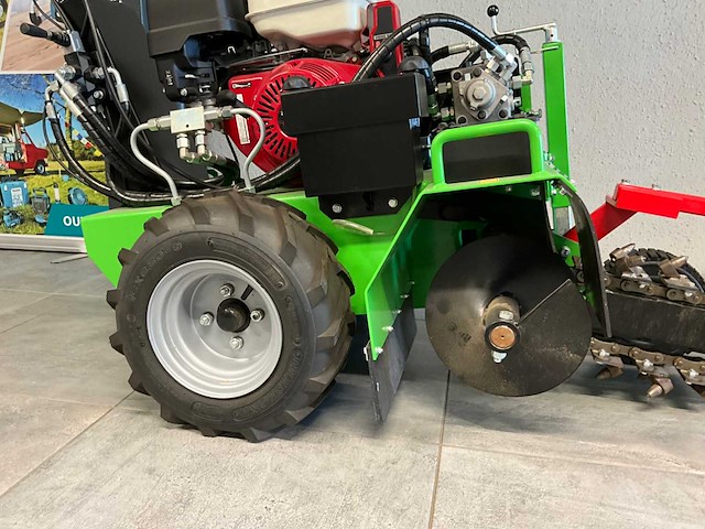 2020 laski tr60h sleuvengraver zelftrekker - afbeelding 10 van  13