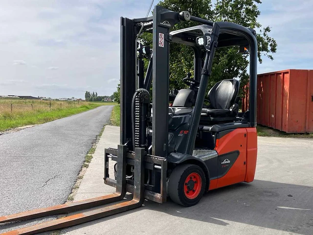 2020 linde e12 elektrische vorkheftruck - afbeelding 1 van  39