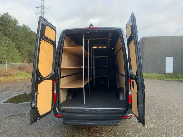 2020 mercedes-benz sprinter 319 cdi lichte vrachtwagen - afbeelding 17 van  28