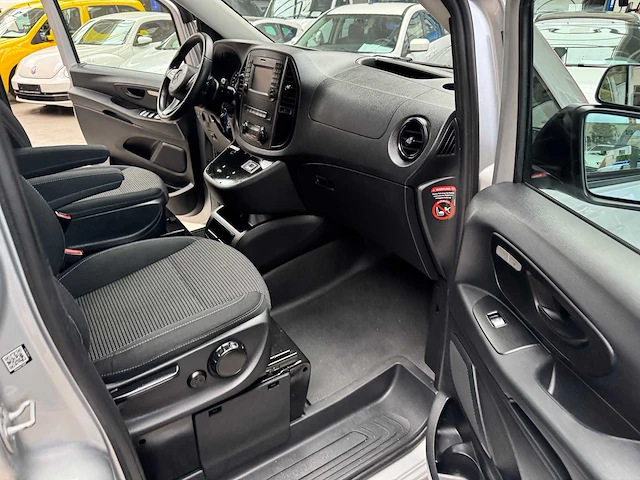 2020 mercedes-benz vito tourer 116cdi extra lang 138.000km - afbeelding 23 van  30