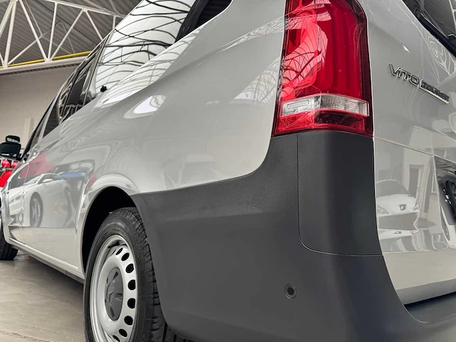 2020 mercedes-benz vito tourer 116cdi extra lang 138.000km - afbeelding 6 van  30
