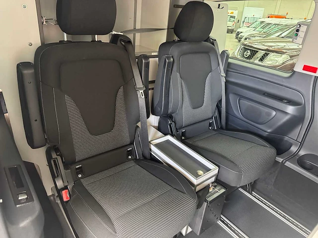 2020 mercedes-benz vito tourer 116cdi extra lang 167.000km - afbeelding 31 van  39