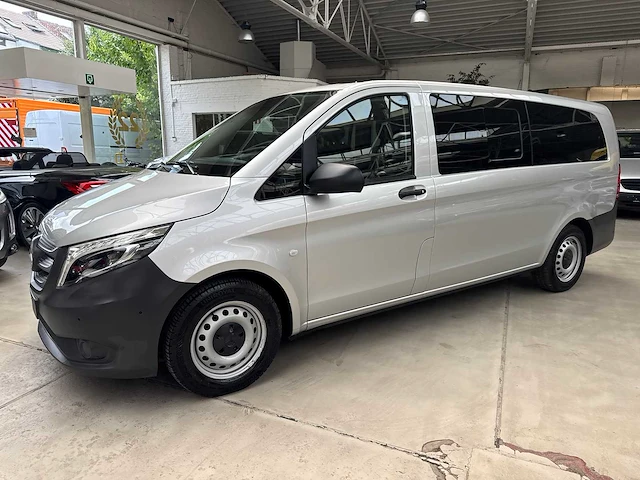 2020 mercedes-benz vito tourer 116cdi extra long 140.000km - afbeelding 1 van  47