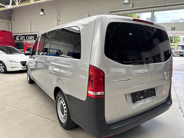 2020 mercedes-benz vito tourer 116cdi extra long 9 seats possible - afbeelding 24 van  28