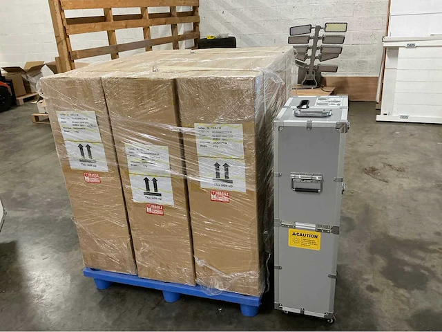 2020 mobile 4bay-uv sterilizer (purify) (7x) - afbeelding 4 van  16