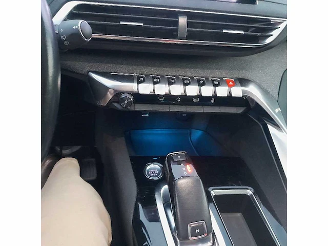 2020 peugeot 3008 1.5 bluehdi - afbeelding 10 van  25