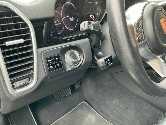 2020 porsche cayenne personenauto - afbeelding 11 van  62