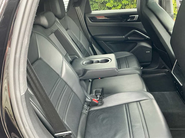 2020 porsche cayenne personenauto - afbeelding 28 van  62