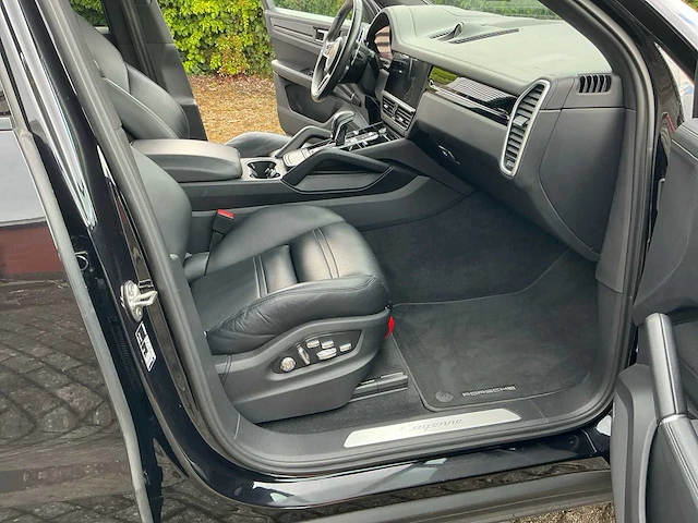 2020 porsche cayenne personenauto - afbeelding 31 van  62