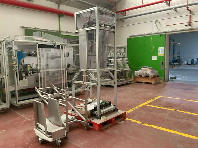 2020 productiemachine voor mondmaskers - afbeelding 16 van  24