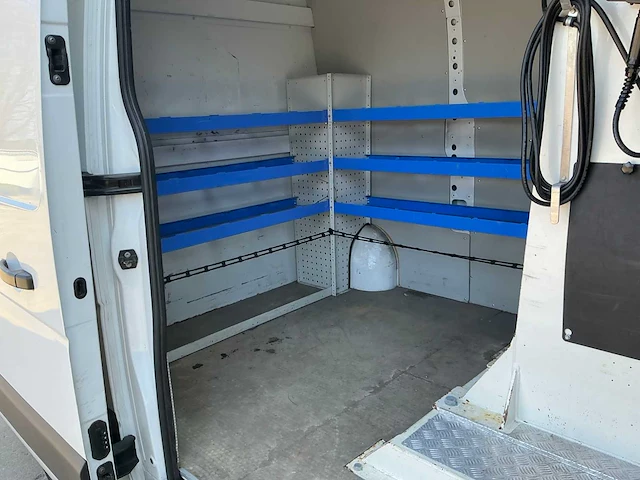 2020 renault master bestelwagen met hoogtewerker - afbeelding 13 van  31