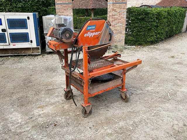 2020 saint gobain jumbo 651 steenzaagmachine - afbeelding 1 van  15