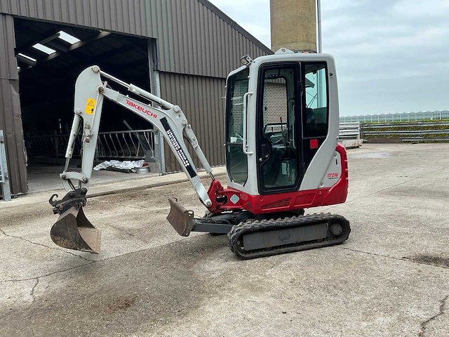 2020 takeuchi tb216 minigraafmachine - afbeelding 12 van  21