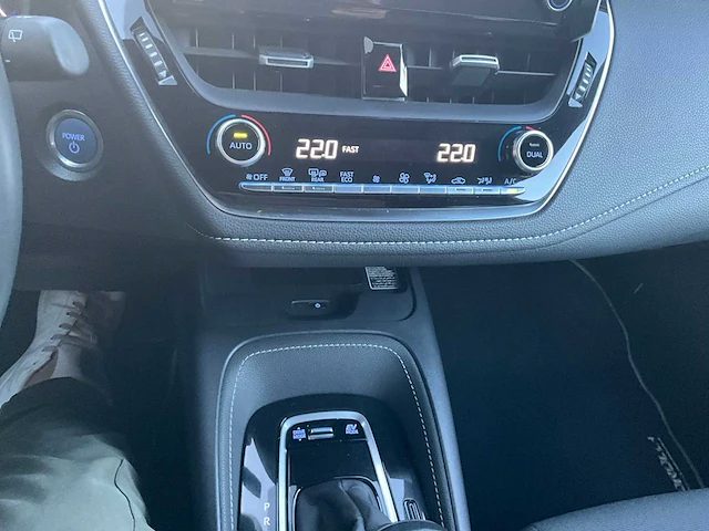 2020 toyota corolla - afbeelding 32 van  44
