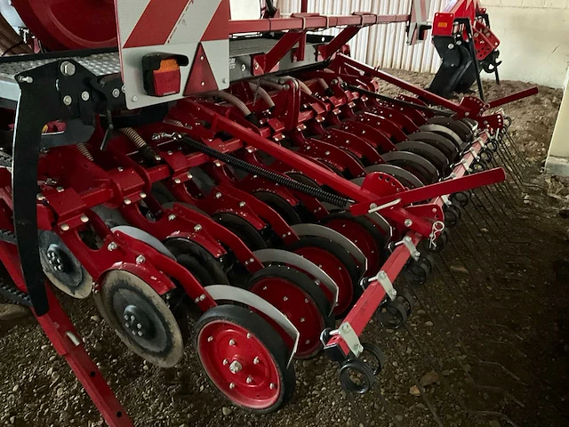 2020 tulip roterra rot 302-55 & polymat 302-24p zaaibedcombinatie - afbeelding 10 van  26