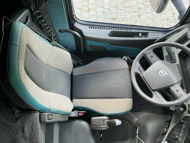 2020 volvo fm330 vrachtwagen - afbeelding 21 van  38
