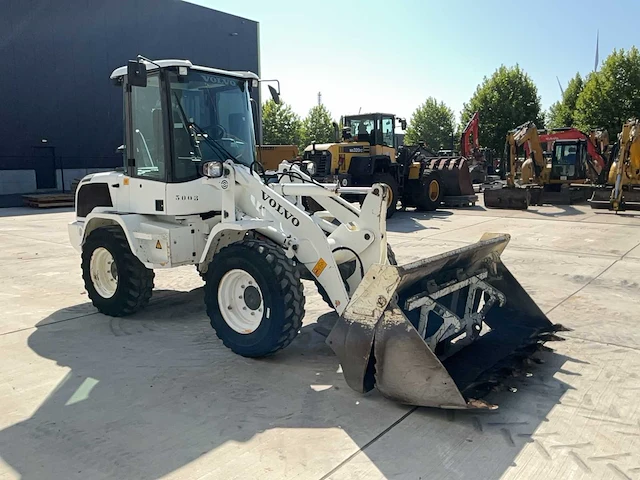 2020 volvo l30g wiellader - afbeelding 23 van  29