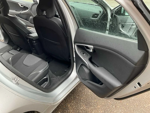2020 volvo v40 personenauto benzine - afbeelding 14 van  28