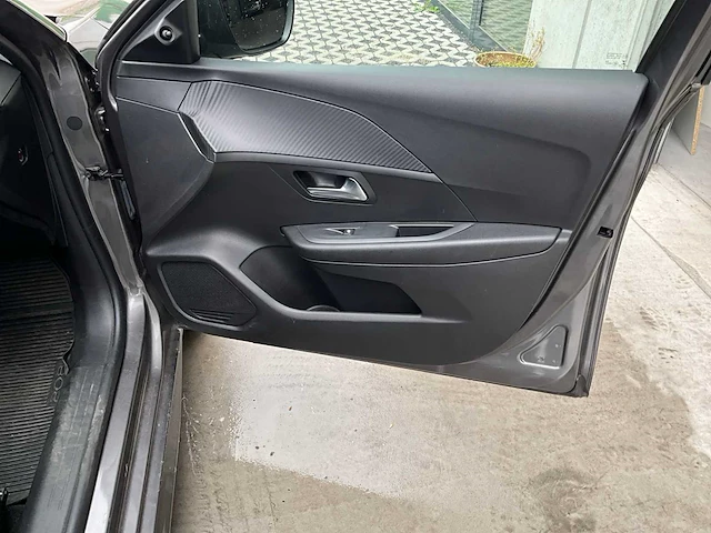 2021 - peugeot 208 - personenauto - afbeelding 10 van  33