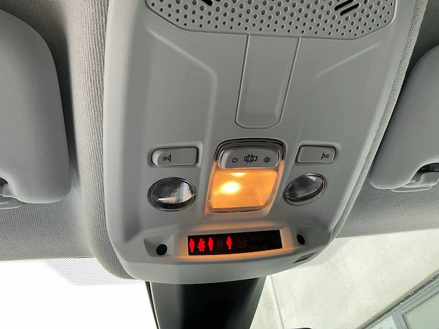 2021 - peugeot 208 - personenauto - afbeelding 20 van  33