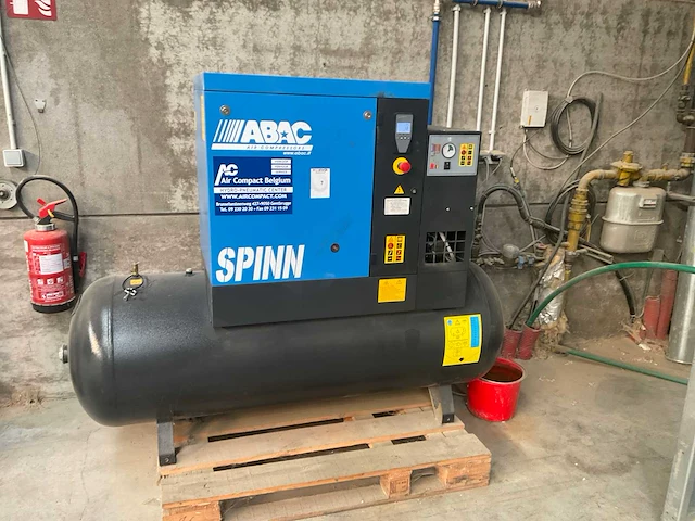 2021 abac spinn 7,5 xe schroefcompressor - afbeelding 1 van  6