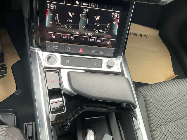 2021 audi e-tron 50 quattro - afbeelding 20 van  24