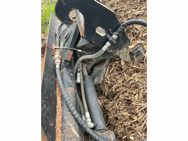 2021 beco kantelgraafbak hydraulisch - afbeelding 11 van  11