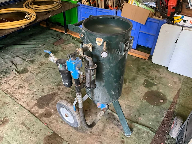 2021 blast pot straalketel met kaeser compressor m22 met toebehoren - afbeelding 3 van  17