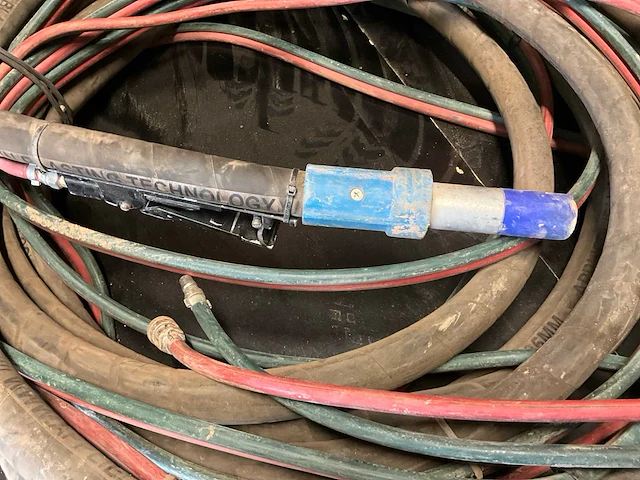 2021 blast pot straalketel met kaeser compressor m22 met toebehoren - afbeelding 6 van  17