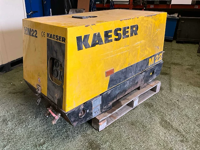 2021 blast pot straalketel met kaeser compressor m22 met toebehoren - afbeelding 1 van  17