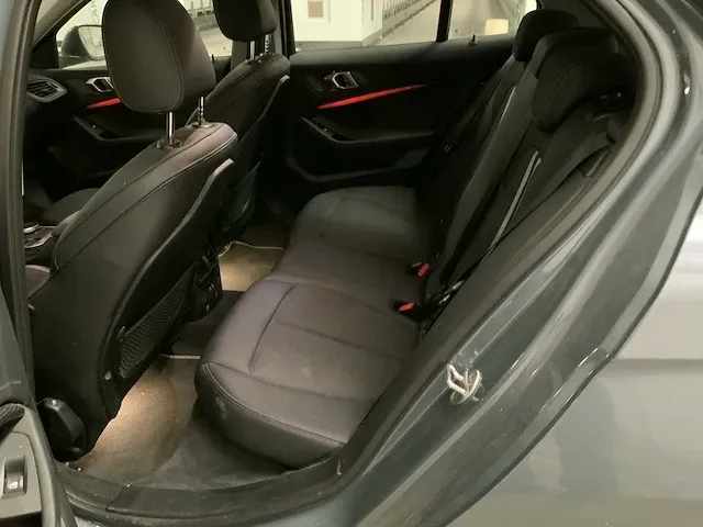 2021 bmw 116 i personenauto - afbeelding 2 van  14