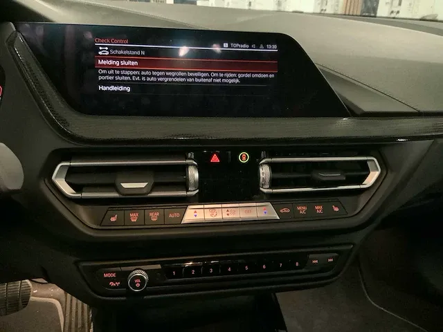 2021 bmw 116 i personenauto - afbeelding 13 van  14