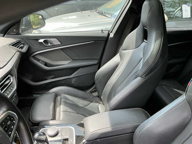 2021 bmw 218i personenauto - afbeelding 11 van  23