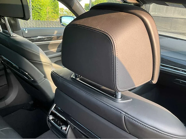 2021 bmw 745e - afbeelding 47 van  71