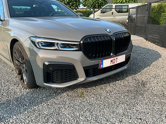 2021 bmw 745e - afbeelding 70 van  71