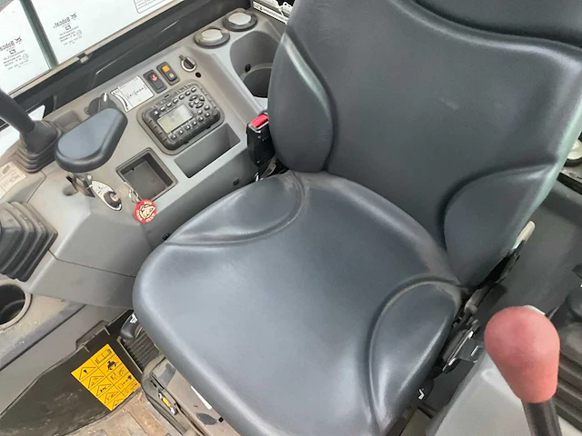 2021 bobcat e55z (compact excavator) - afbeelding 15 van  33