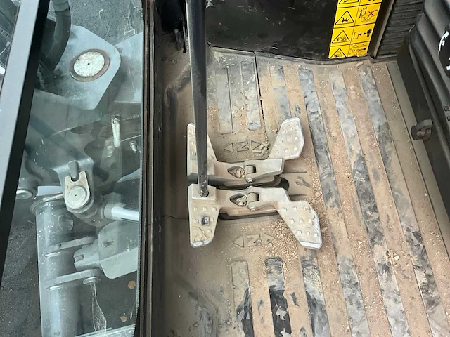 2021 bobcat e55z (compact excavator) - afbeelding 19 van  33