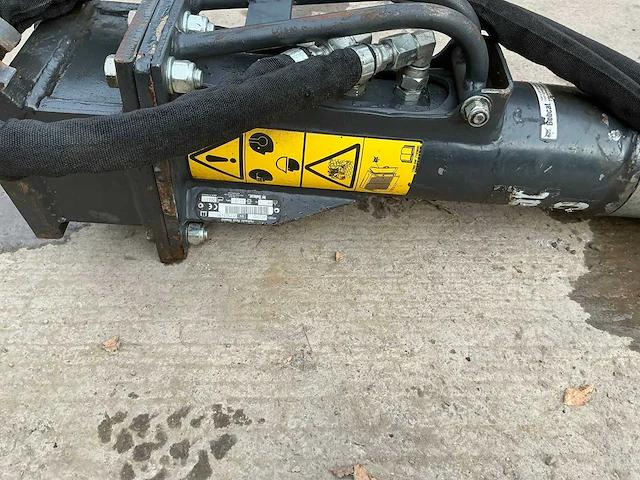 2021 bobcat hb280 mini schop spike hamer - afbeelding 2 van  9