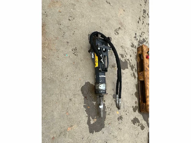 2021 bobcat hb280 mini schop spike hamer - afbeelding 8 van  9